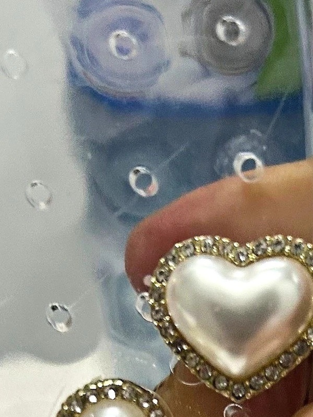 Heart Stud Earrings in White & Gold Like New